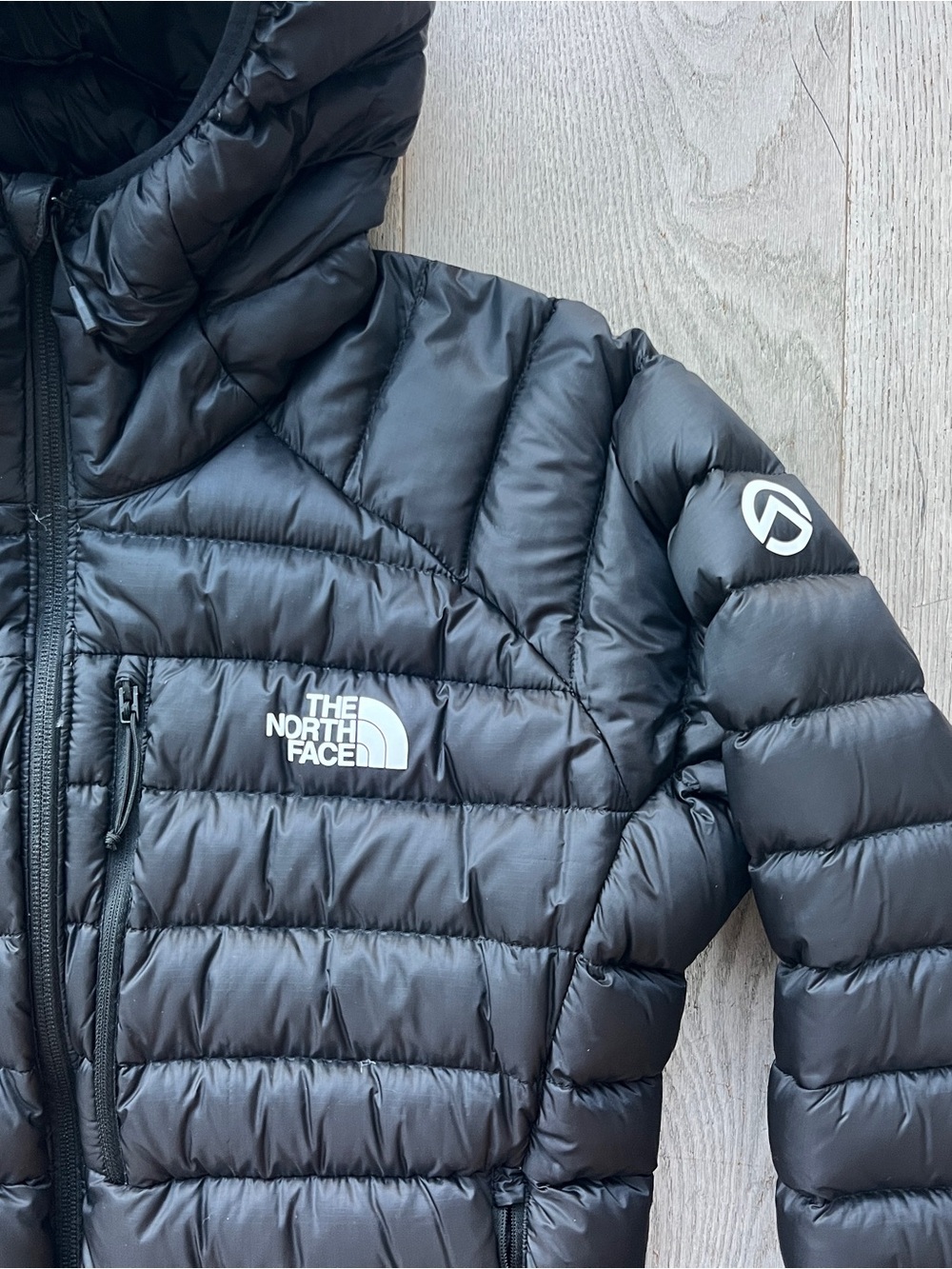 The North Face Women’s Size L Black Summit Series Down Jacket - Picture 4 of 11
